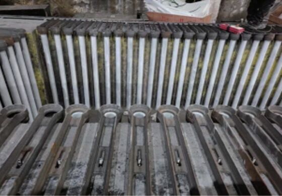 Нагревательный элемент SiC с максимальной рабочей температурой 1500 °C, коррозионно-стойкой и высокой тепловой эффективностью для промышленных печей