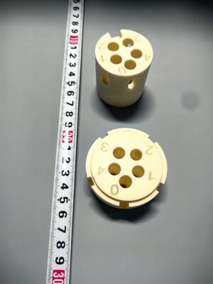 Детали из 99% оксида алюминия